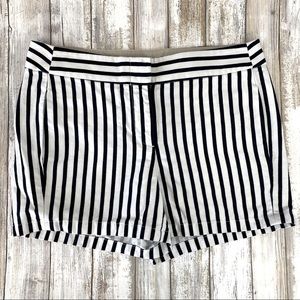 NWOT J Crew White/Navy 3.5" Chino Shorts Size 0